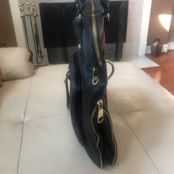 Steve Madden Black Expandable Purse - Picture 7 of 16